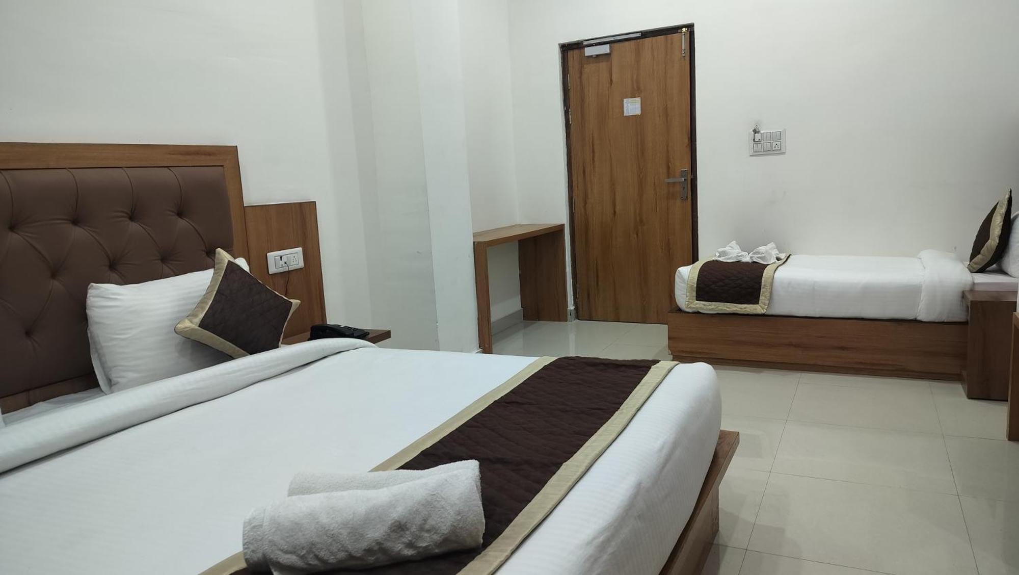 Hotel Binwa View Baijnath ภายนอก รูปภาพ