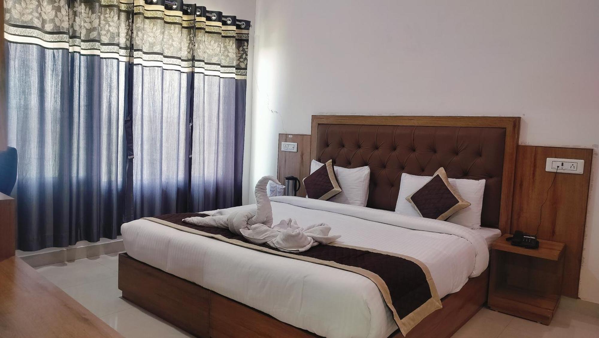 Hotel Binwa View Baijnath ภายนอก รูปภาพ